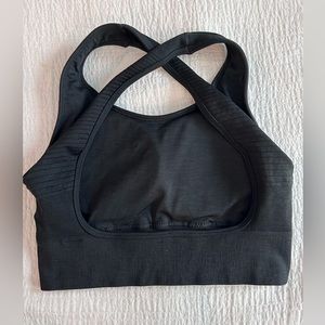 Alphalete Black Vault Bra